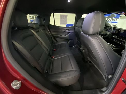 Used 2025 Chevrolet Equinox LT FWD image 32