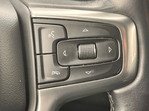 Used 2022 Chevrolet Suburban LT image 12