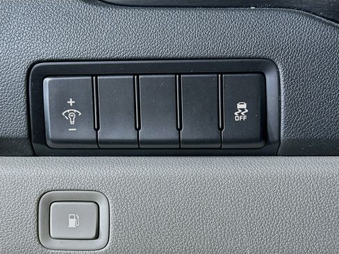 Used 2020 Kia Sedona LX FWD image 10