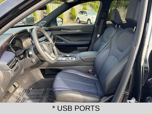 Certified 2026 INFINITI QX60 Sport image 9