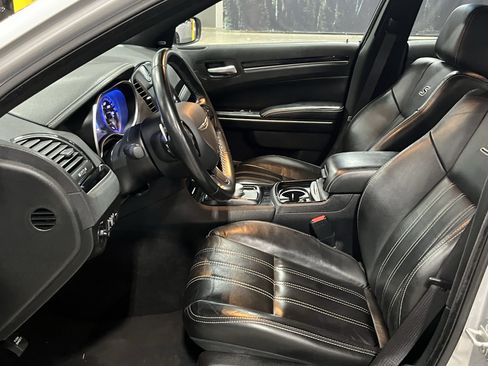 Used 2021 Chrysler 300 S image 10