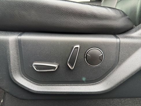 Used 2019 Ford F350 Lariat w/ Lariat Ultimate Package image 37