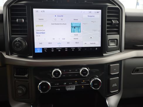 Used 2024 Ford F150 XLT w/ Mobile Office Package RWD image 18