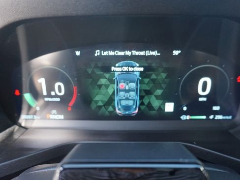 Used 2025 Ford Explorer ST AWD/4WD image 18