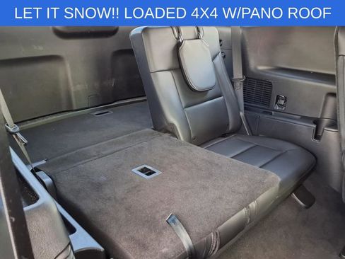 Used 2022 Ford Explorer XLT w/ Equipment Group 202A image 11