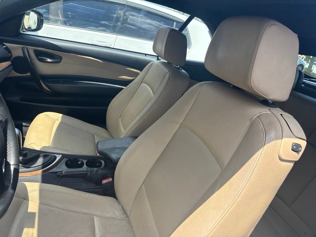 Used 2012 BMW 128i Convertible RWD image 5