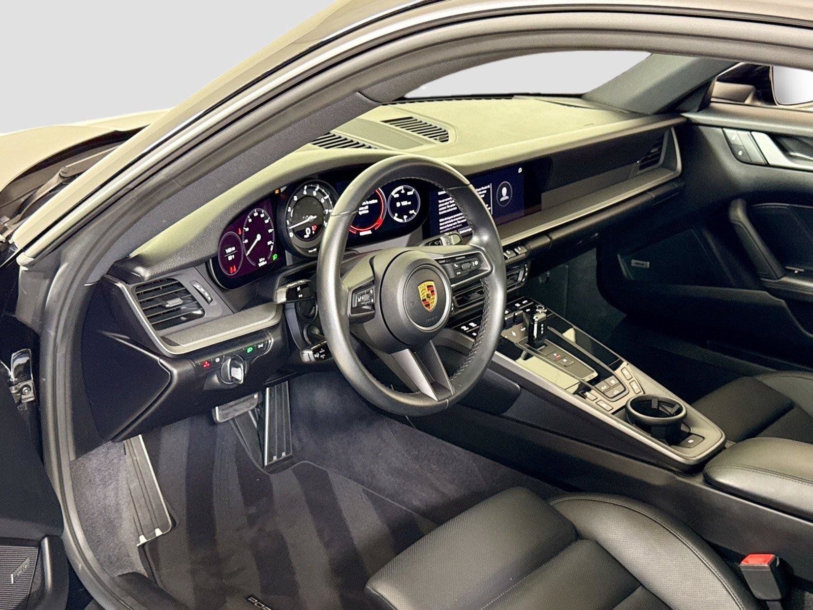 Used 2022 Porsche 911 Carrera w/ Premium Package RWD image 15