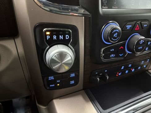 Used 2016 RAM 1500 Laramie Longhorn w/ Convenience Group image 29