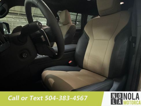 Used 2026 Lexus GX 550 AWD/4WD image 25
