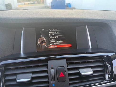 Used 2017 BMW X3 sDrive28i image 17