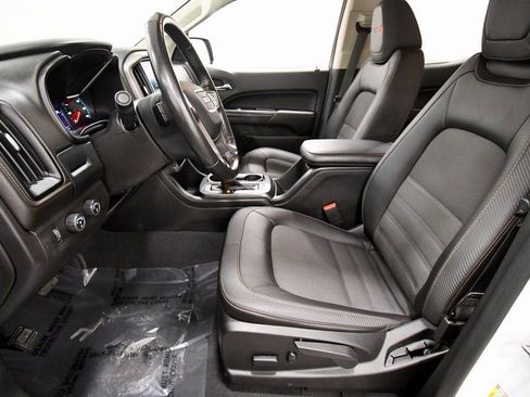 Used 2022 GMC Canyon AT4 image 14