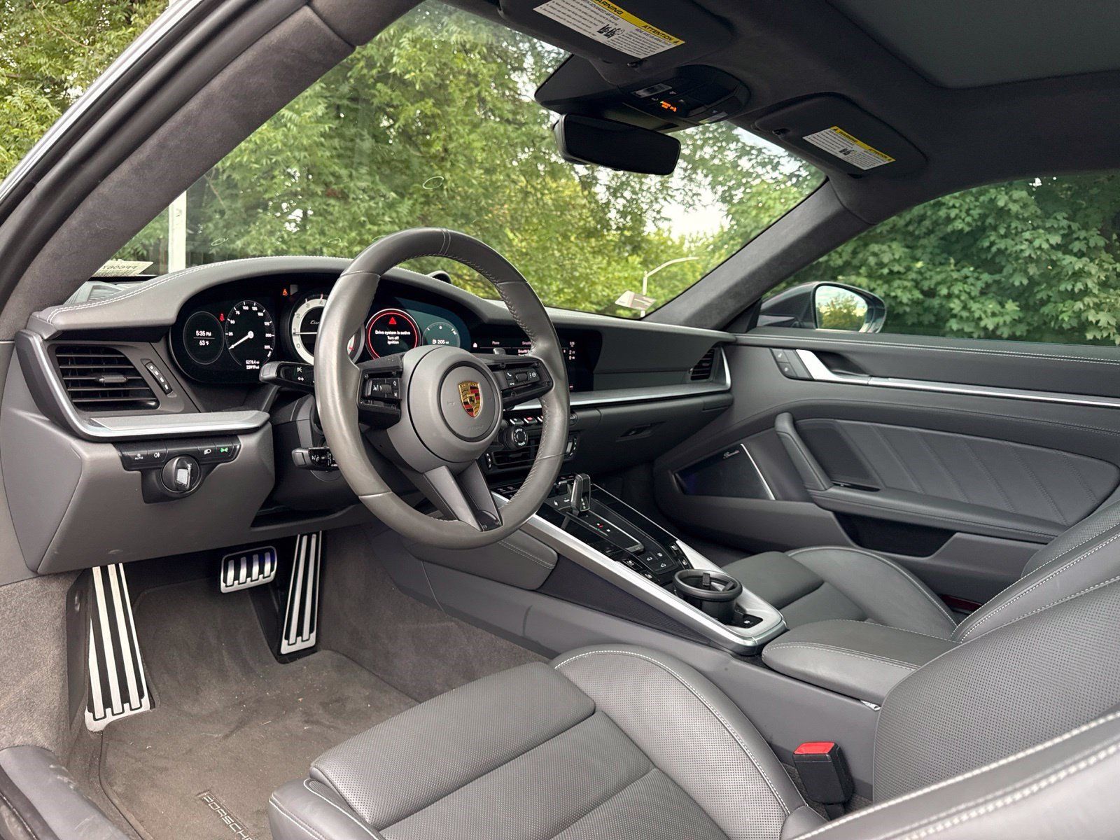 Certified 2022 Porsche 911 Turbo S AWD/4WD image 4