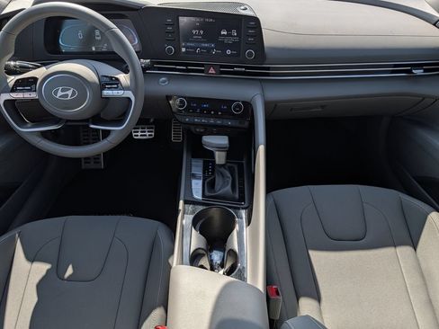 Used 2026 Hyundai Elantra SEL Sport Premium FWD image 12