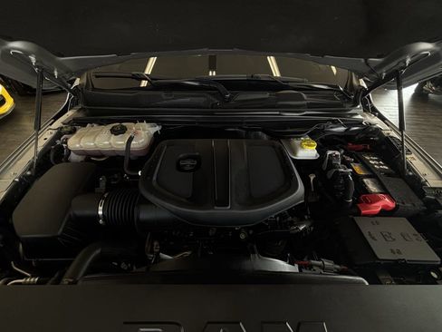 Used 2025 RAM 1500 Laramie AWD/4WD image 25