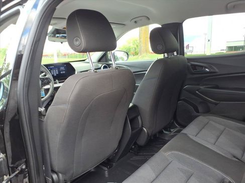 Used 2025 Chevrolet Trax LS FWD image 26