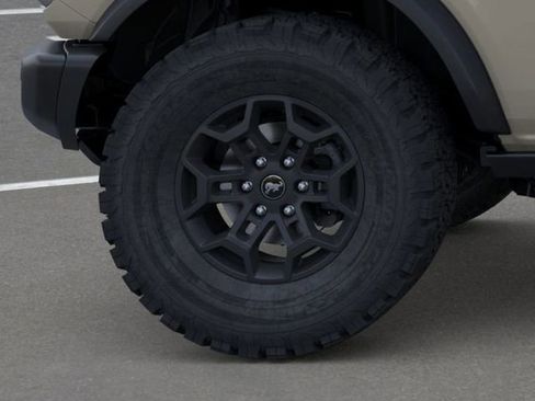 New 2026 Ford Bronco Badlands image 21