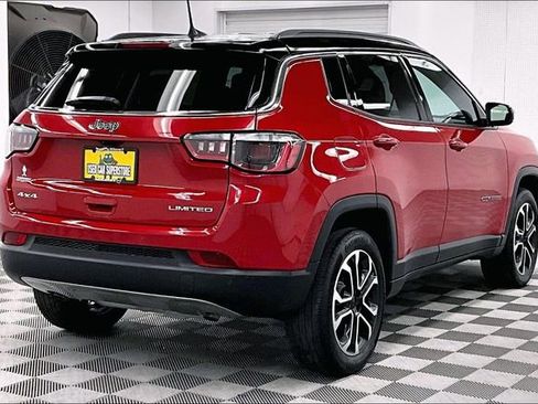 Used 2024 Jeep Compass Limited image 13