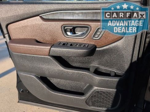 Used 2023 Honda Pilot Elite image 16