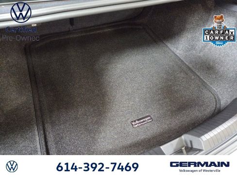 Certified 2025 Volkswagen Jetta SE w/ Sunroof Package FWD image 20