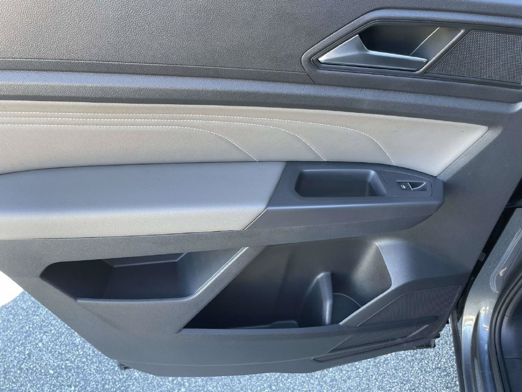 Certified 2023 Volkswagen Atlas SE FWD image 16