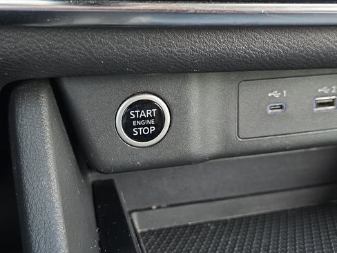 Used 2023 Nissan Rogue S FWD image 26