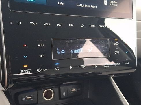 Certified 2023 Hyundai Tucson Limited AWD/4WD image 16