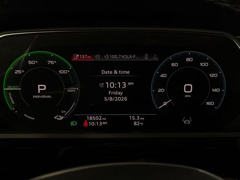 Used 2024 Audi Q8 e-tron Premium Plus w/ Premium Plus Package AWD/4WD image 15