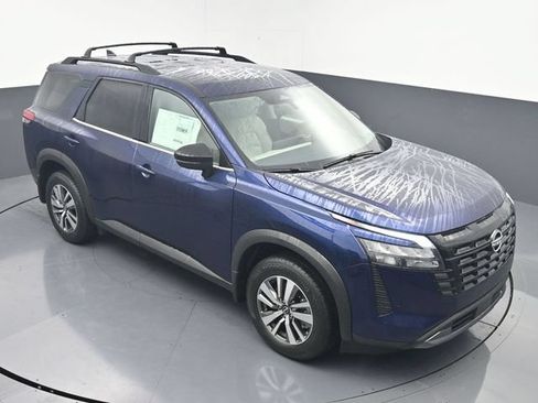 New 2026 Nissan Pathfinder SL FWD image 38