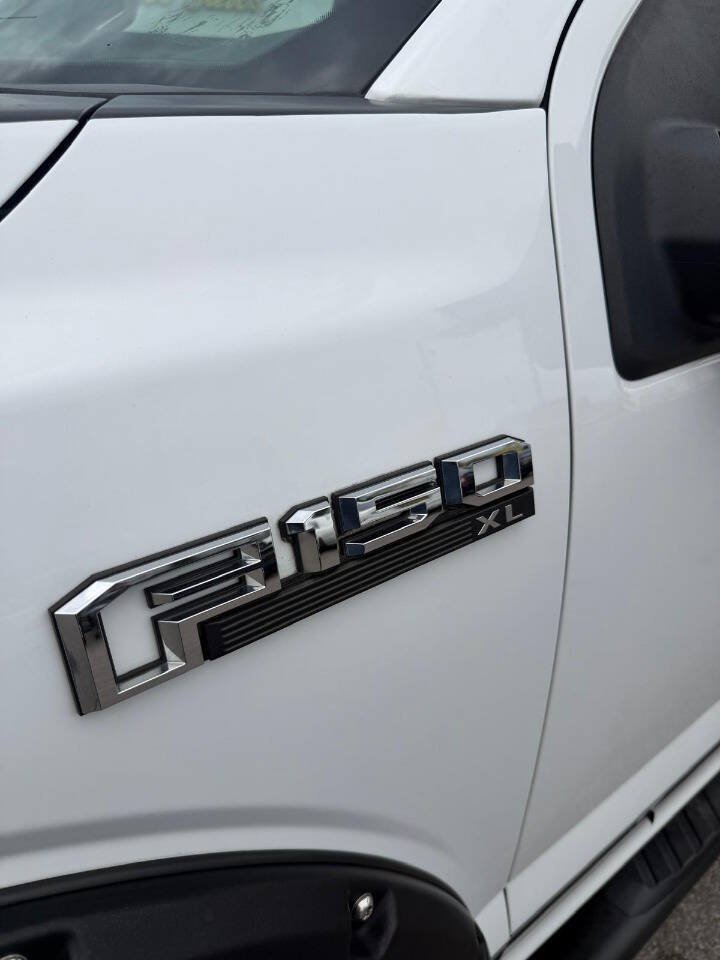 Used 2017 Ford F150 XL w/ Equipment Group 101A Mid AWD/4WD image 33