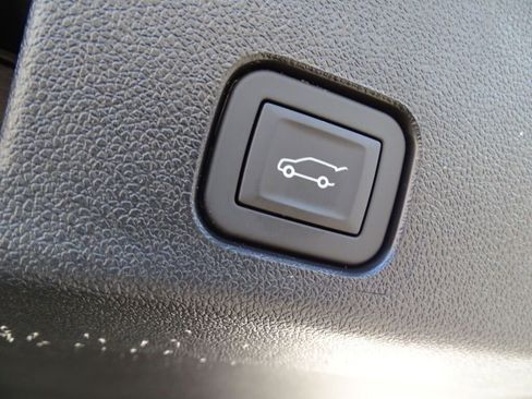 New 2025 Buick Enclave Sport Touring w/ Power Package FWD image 22