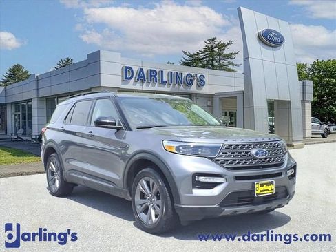 Used 2022 Ford Explorer XLT w/ Equipment Group 202A AWD/4WD image 3