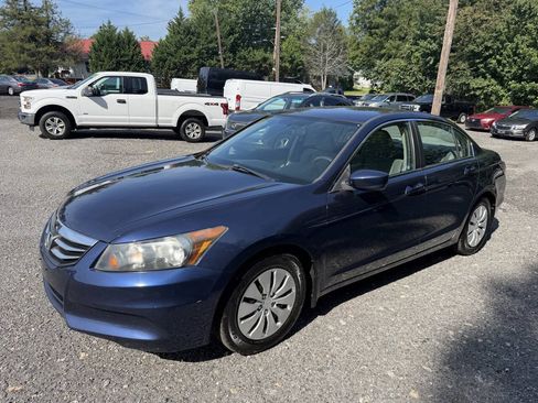 Used 2012 Honda Accord LX image 3