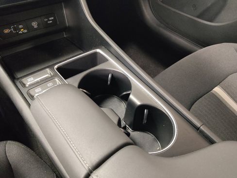 Used 2025 Hyundai Sonata SEL FWD image 26