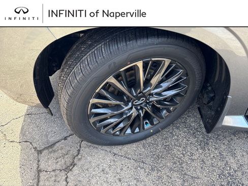 New 2026 INFINITI QX80 Autograph w/ Premium Cargo Package image 27