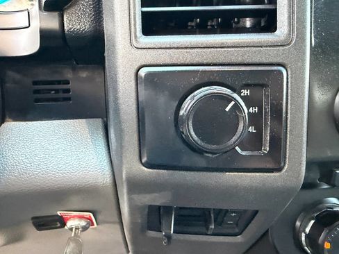 Used 2017 Ford F450 XL w/ Power Equipment Group AWD/4WD image 12