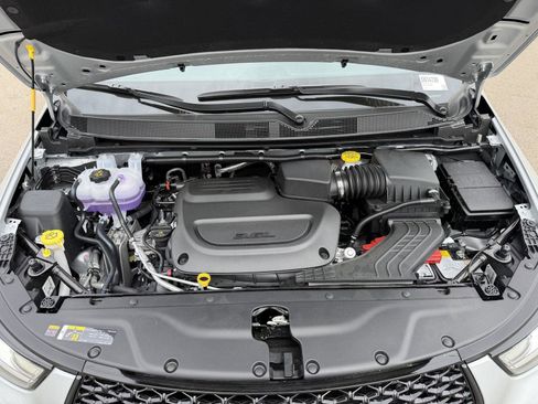 New 2026 Chrysler Pacifica Limited w/ S Appearance Package image 24