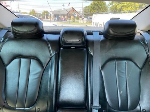 Used 2016 Chrysler 200 C w/ Sun & Sound Group FWD image 28
