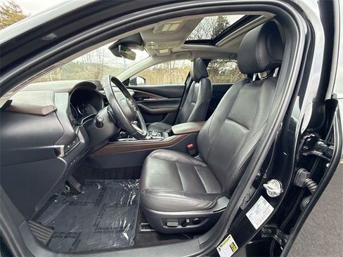 Used 2024 MAZDA CX-30 AWD 2.5 S w/ Premium Package image 16