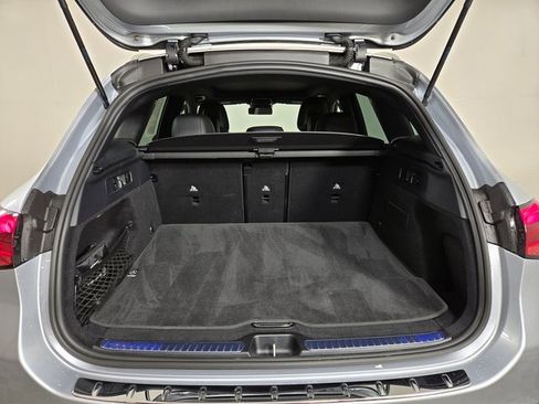 Certified 2025 Mercedes-Benz GLC 300 4MATIC image 11