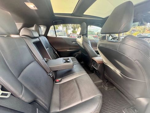 Used 2021 Toyota Venza Limited w/ Advanced Technology Package image 25