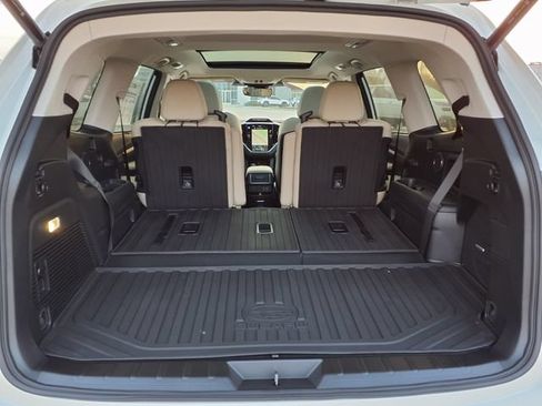 New 2026 Subaru Ascent Limited AWD/4WD image 9