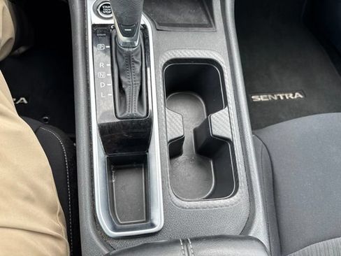 Used 2024 Nissan Sentra SV FWD image 20