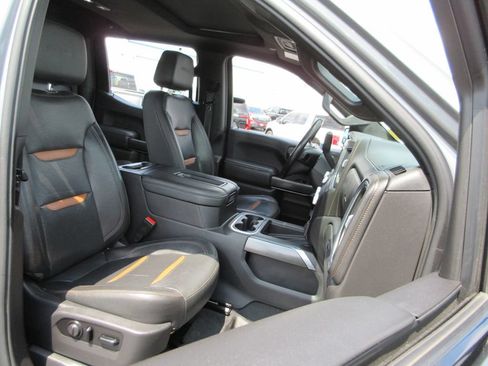 Used 2021 GMC Sierra 1500 AT4 w/ AT4 Premium Package AWD/4WD image 26