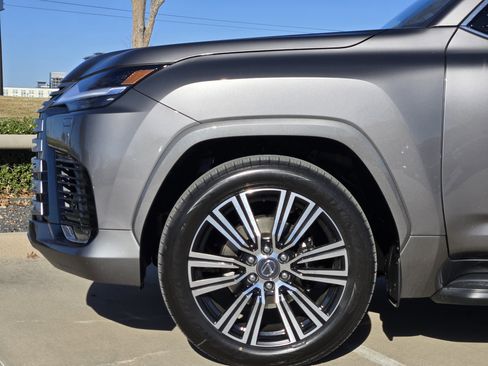 New 2026 Lexus LX 600 4WD w/ Luxury Package image 6
