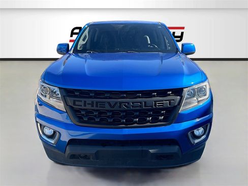 Used 2019 Chevrolet Colorado Z71 image 2