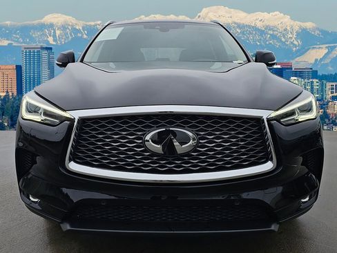 Used 2021 INFINITI QX50 Essential w/ Cargo Package image 10