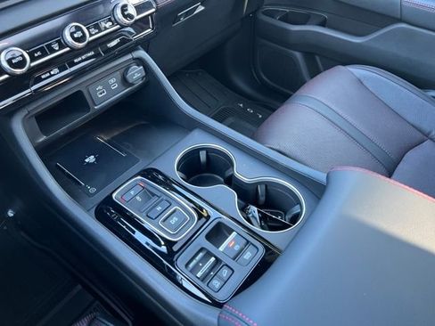 New 2025 Honda Pilot Black Edition image 31