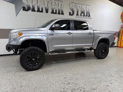 Used 2017 Toyota Tundra Platinum AWD/4WD image 4