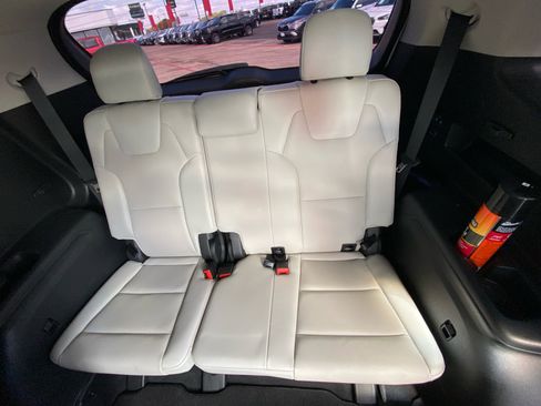 Used 2022 Kia Telluride S image 25