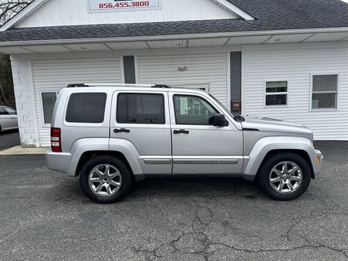 Used 2008 Jeep Liberty Limited w/ Premium Group II image 11